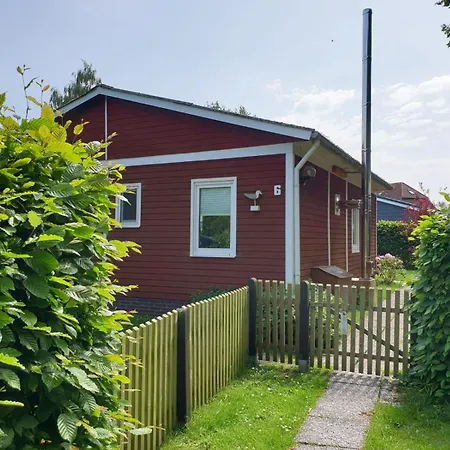Grosses Mit Ruderboot Südbrookmerland