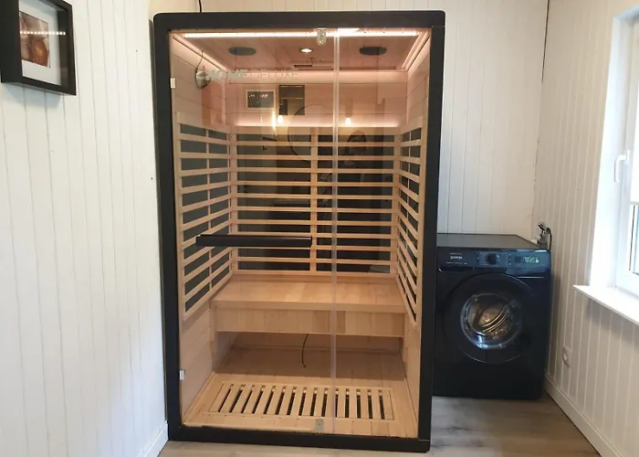 Grosses Mit Ruderboot Südbrookmerland