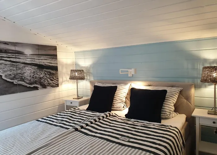 Grosses Mit Ruderboot Feriehus *