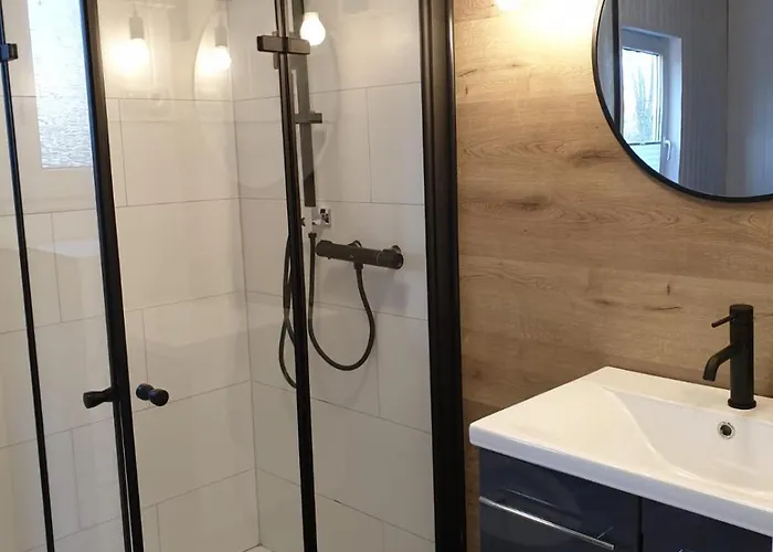 Grosses Mit Ruderboot